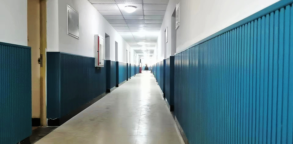 杏园学生宿舍楼道护墙板_副本.jpg