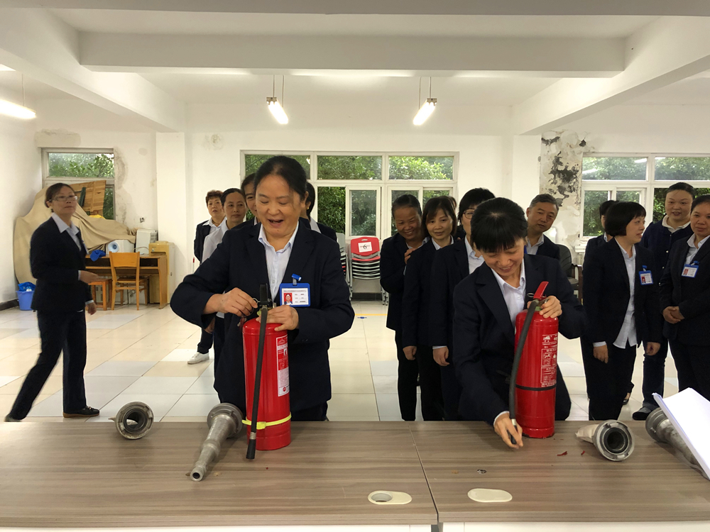 微信图片_20191016160226_副本.jpg