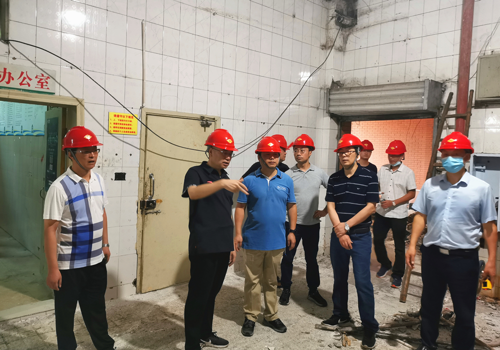 食堂维修改造施工现场.jpg